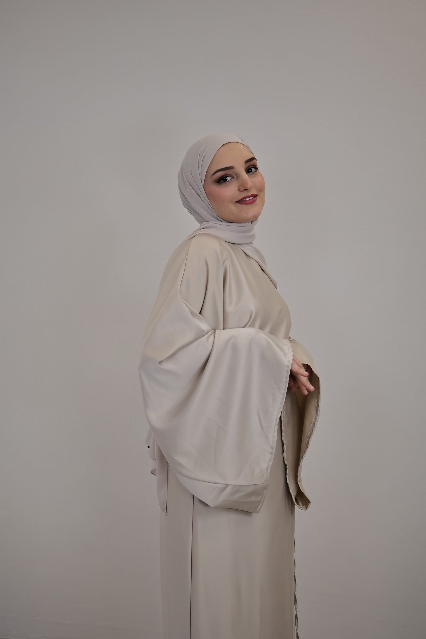 Nuré Satin Kleid Beige