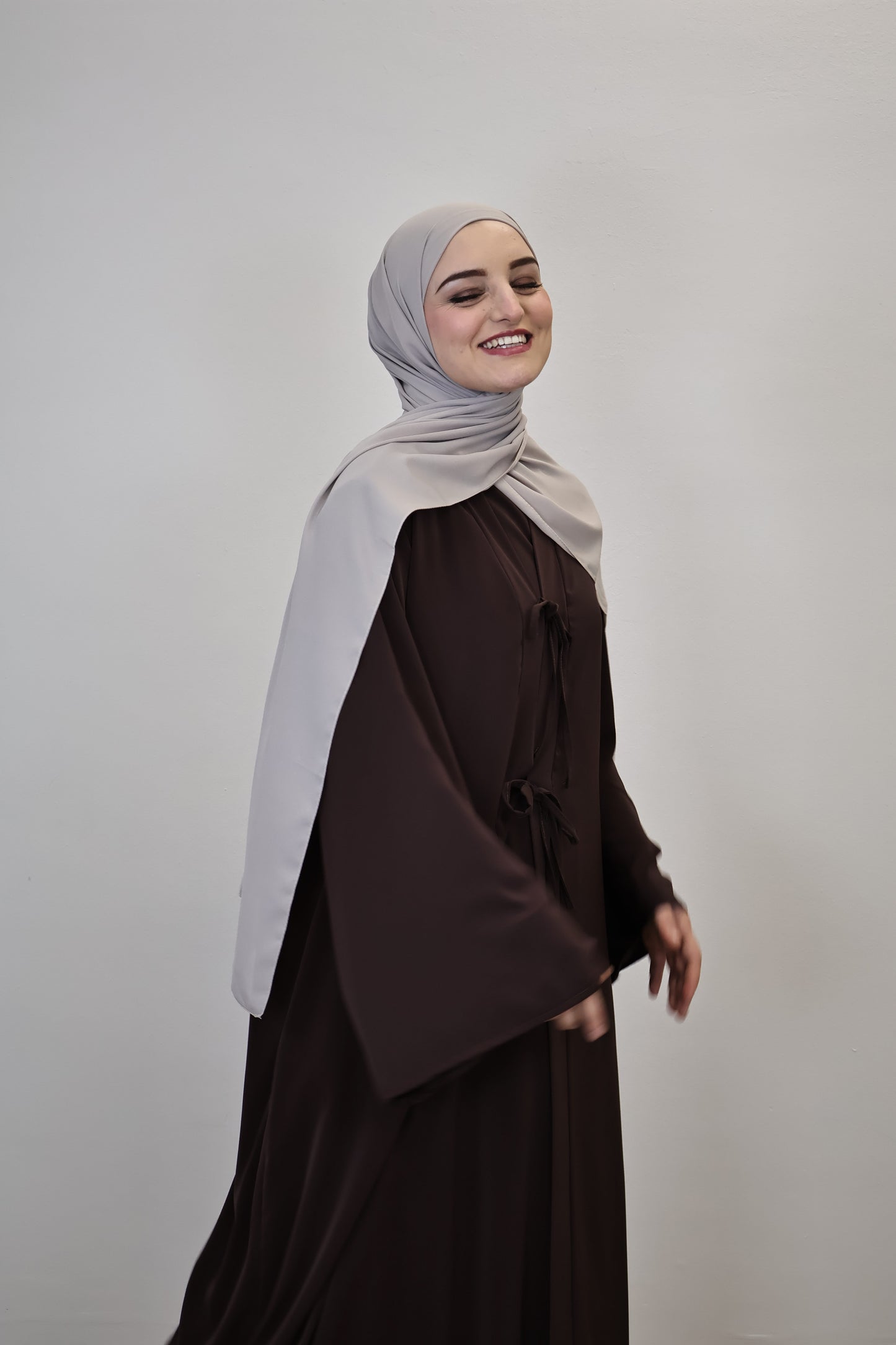 Abaya Braun