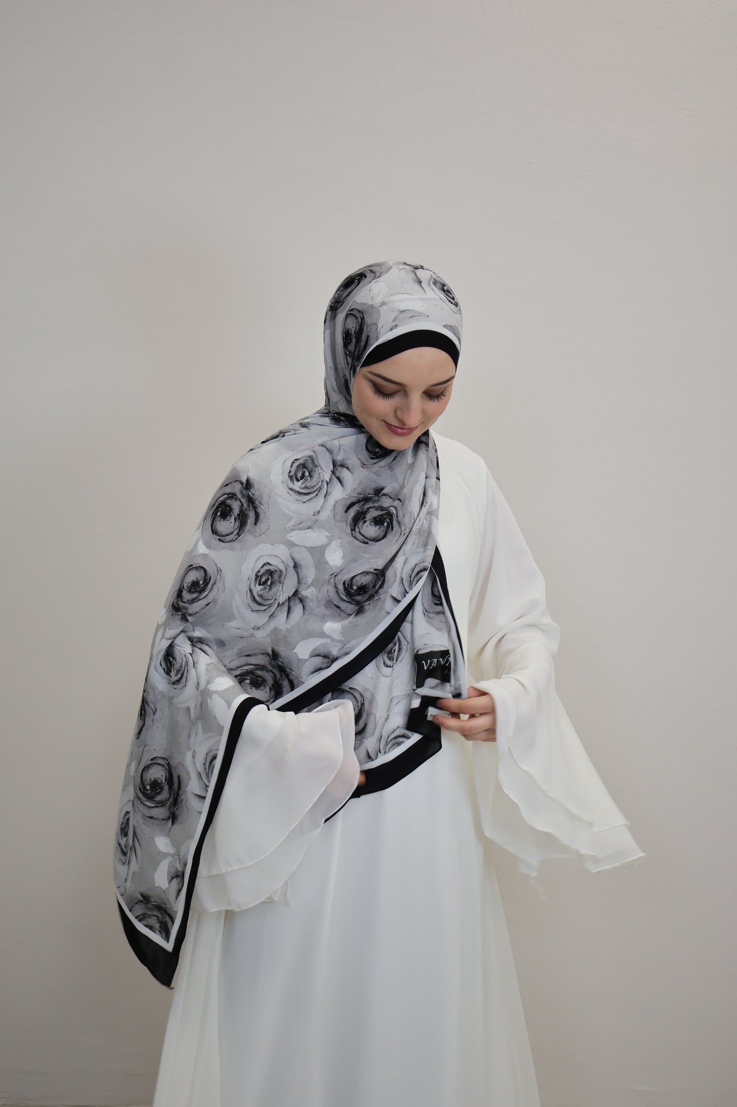 Rosa Scarf Schwarz