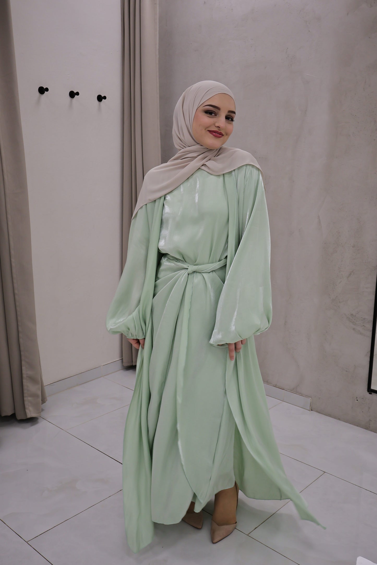 Glanz Abaya Mintgrün