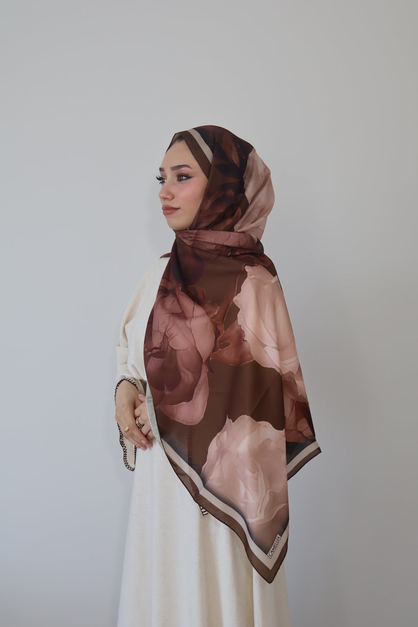 Veyra Scarf