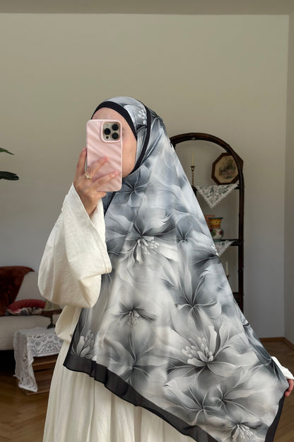 Noor Scarf