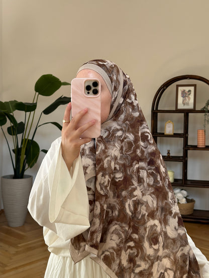 Tara Scarf Braun