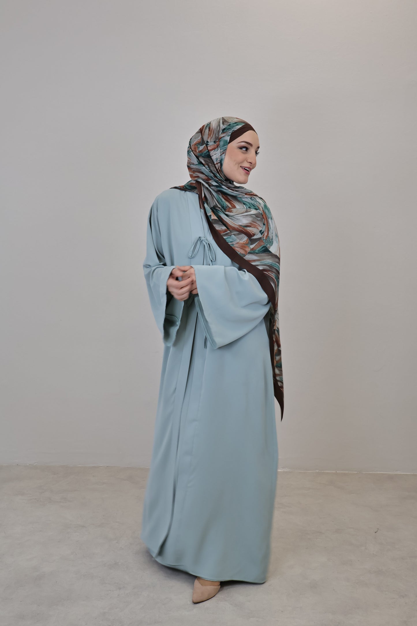 Abaya Mint