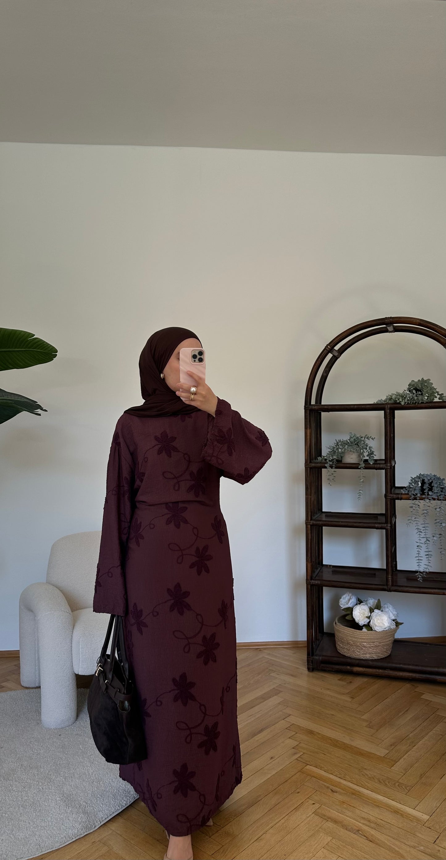 Zarif Kleid Aubergine
