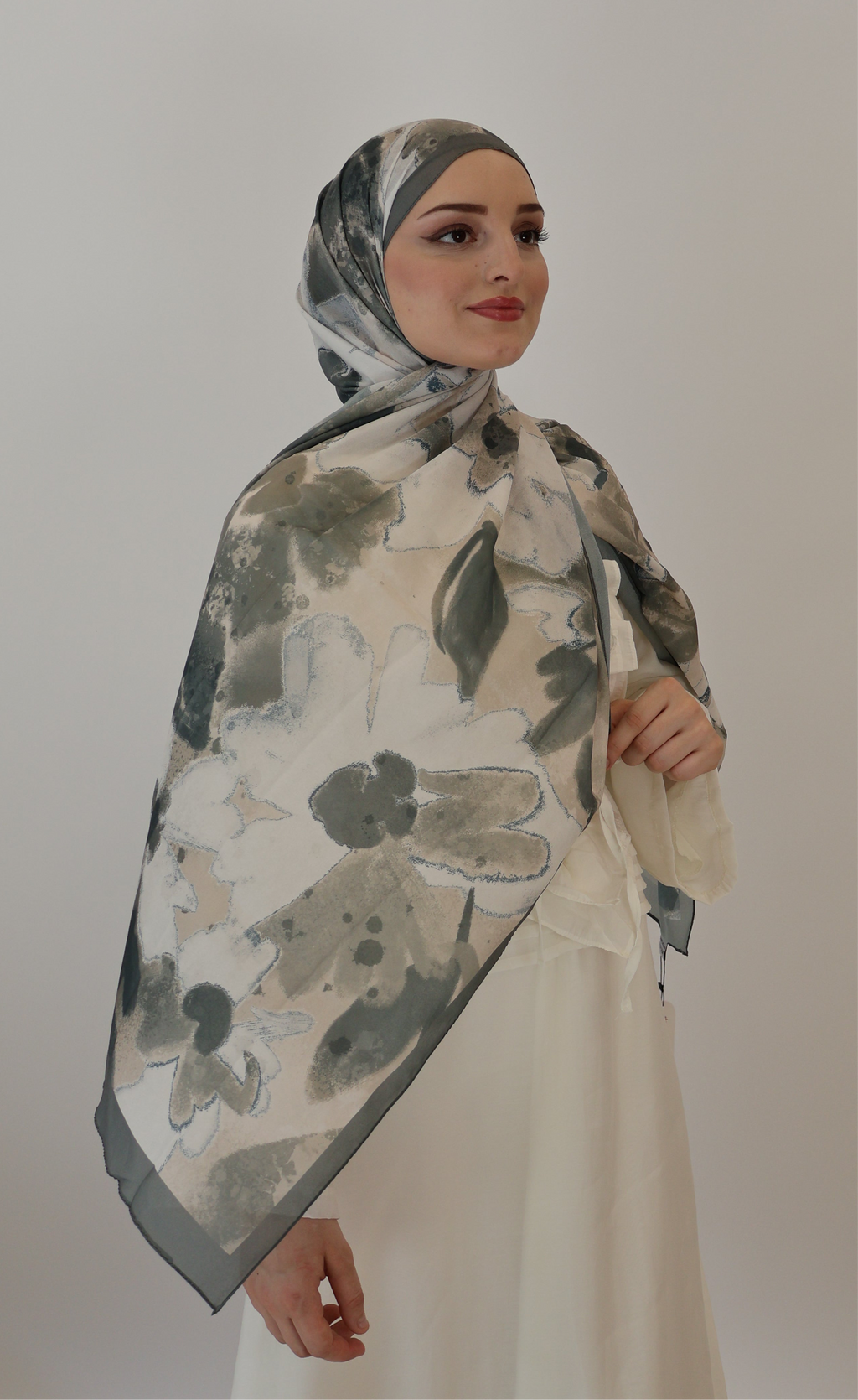 Nura Scarf Hunter