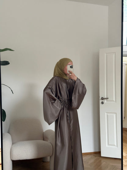 Nuré Satin Kleid