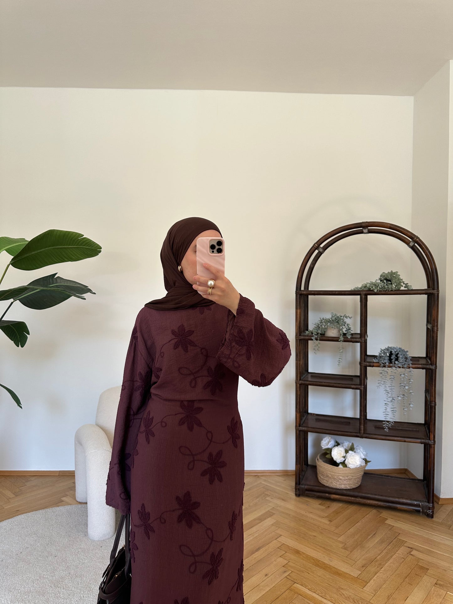 Zarif Kleid Aubergine