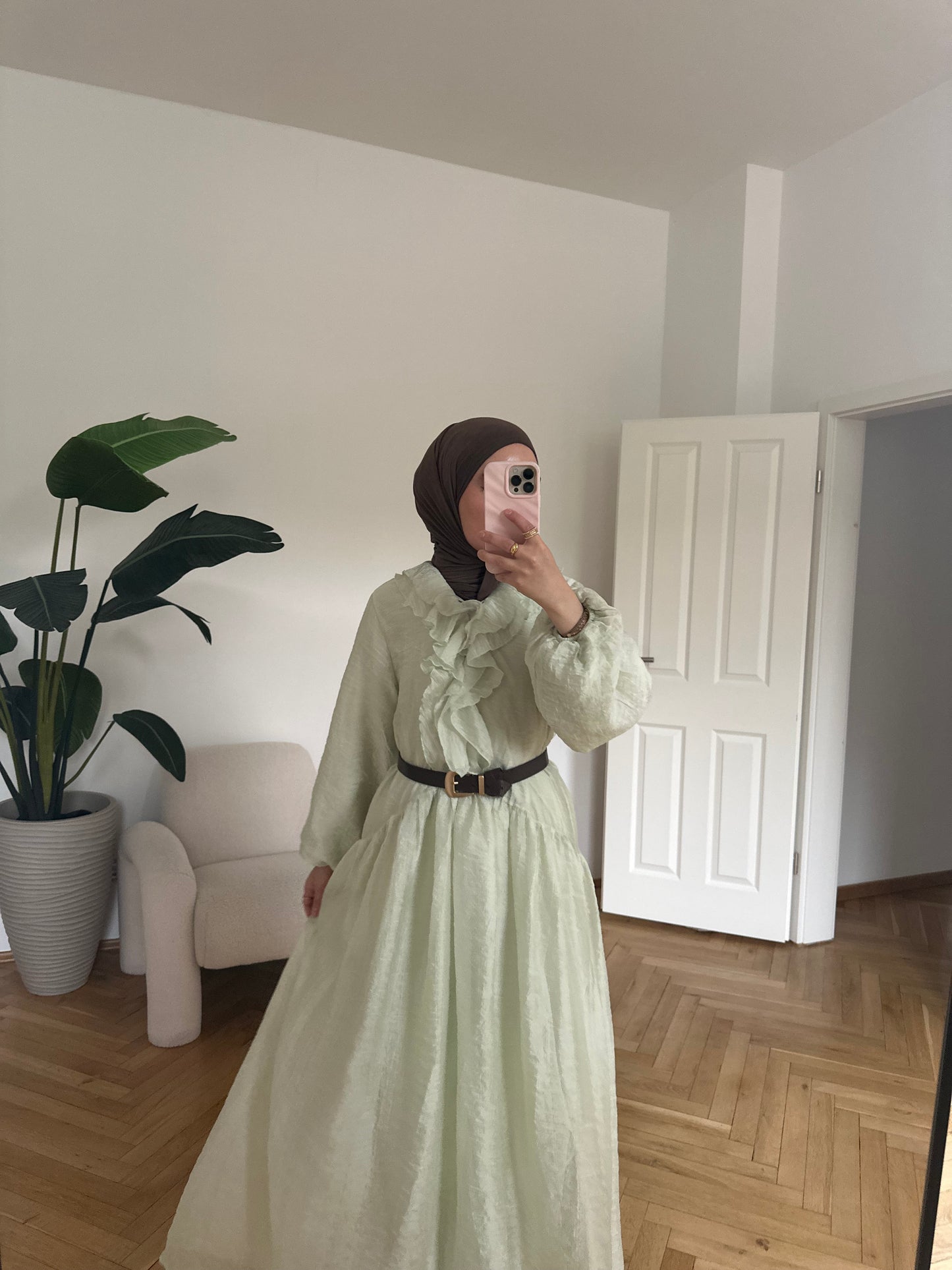 Sara Kleid Grün