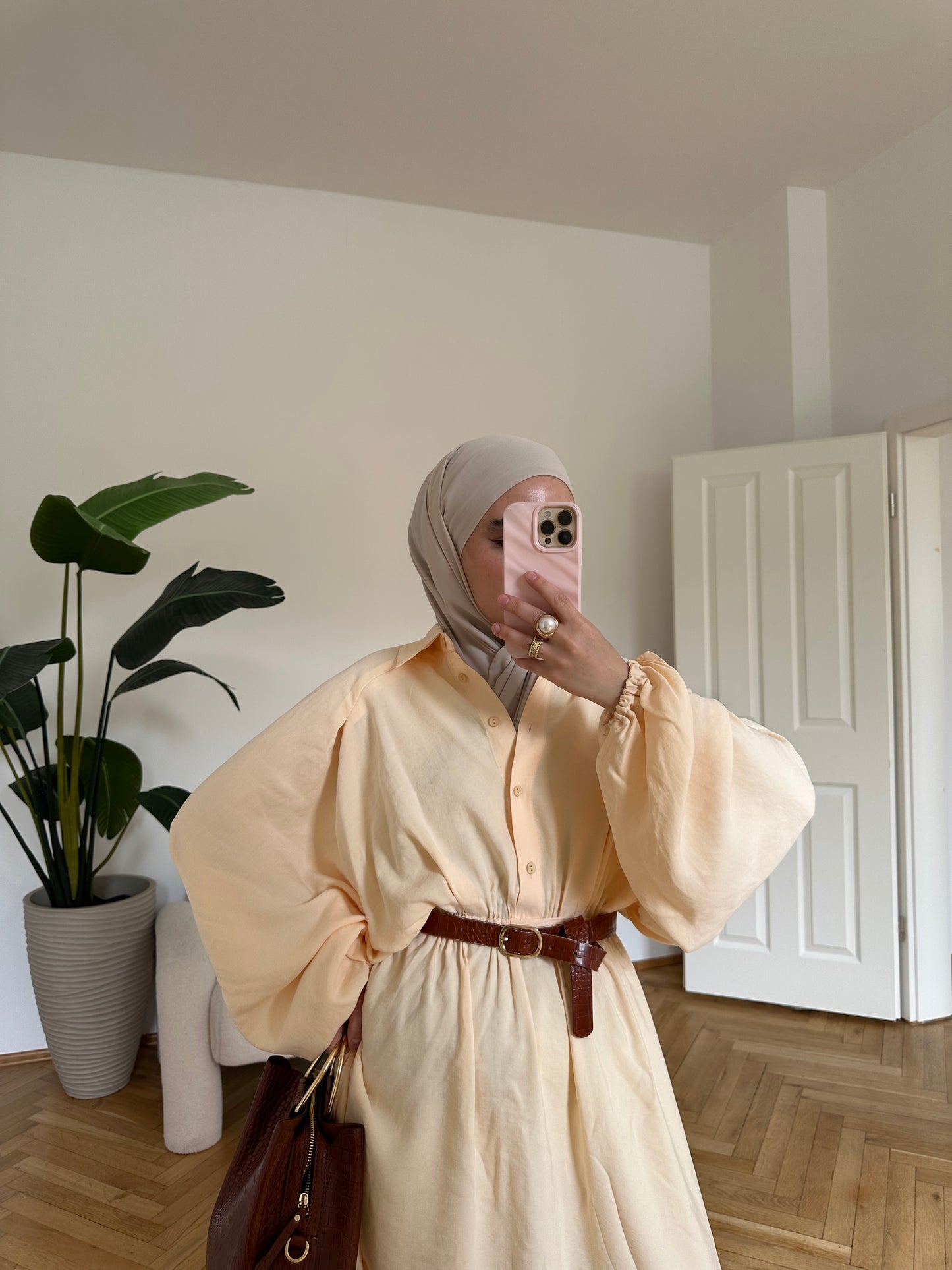 Farah Kleid Aprikose
