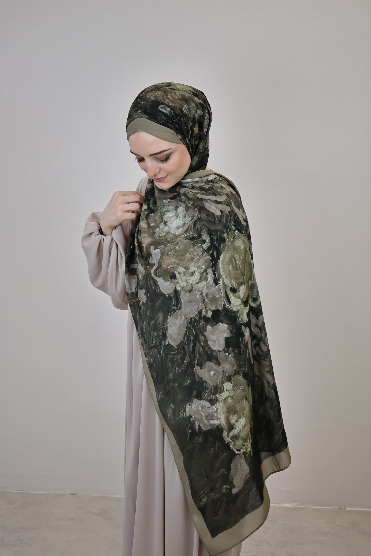 Art Scarf Dunkelgrün