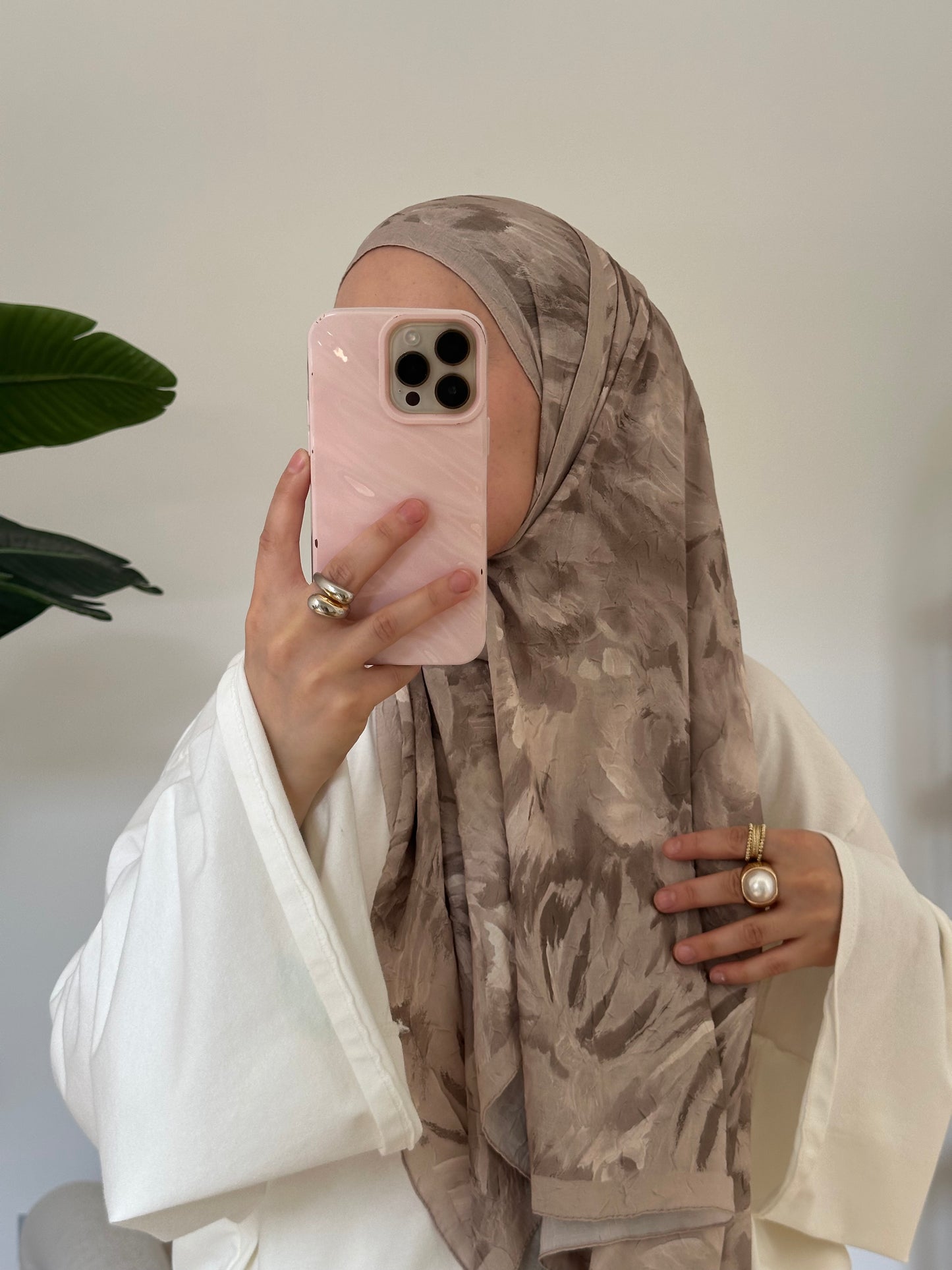 Nura Scarf