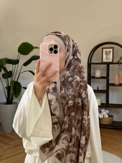 Tara Scarf Braun