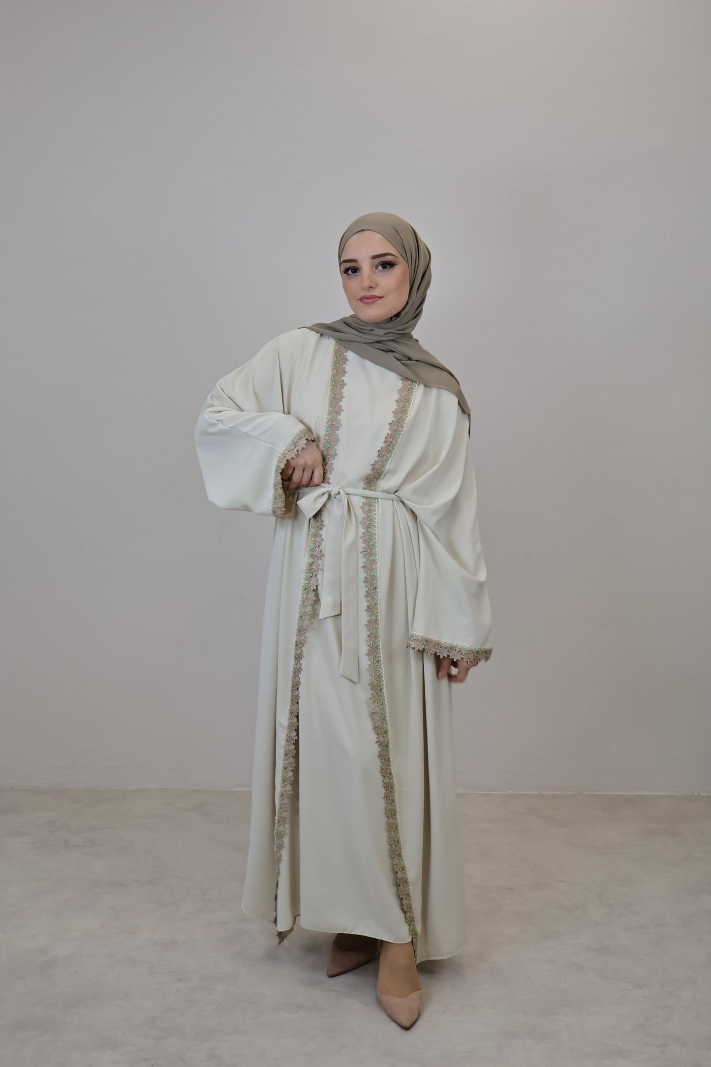 Hüda Abaya