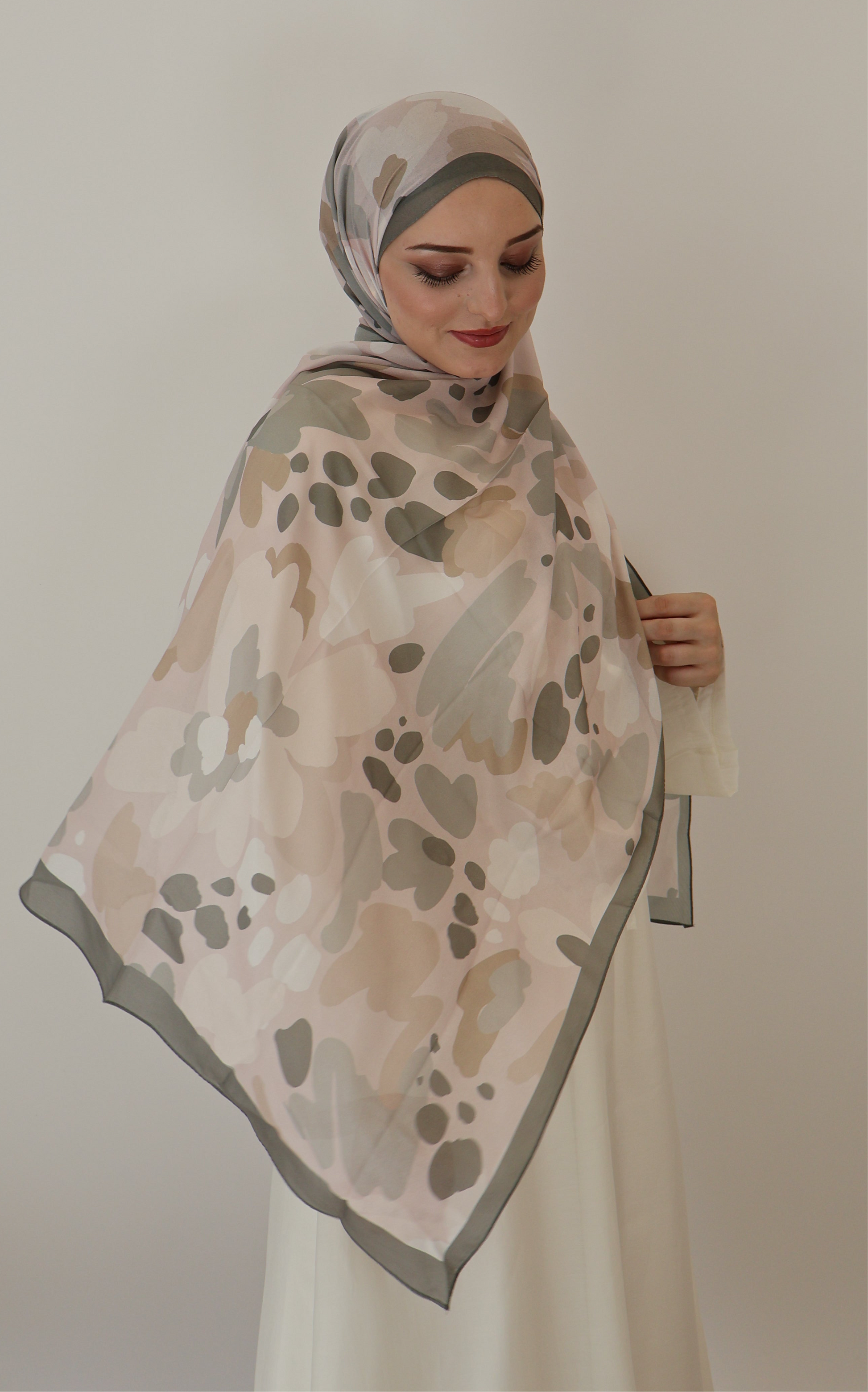 Samira Scarf