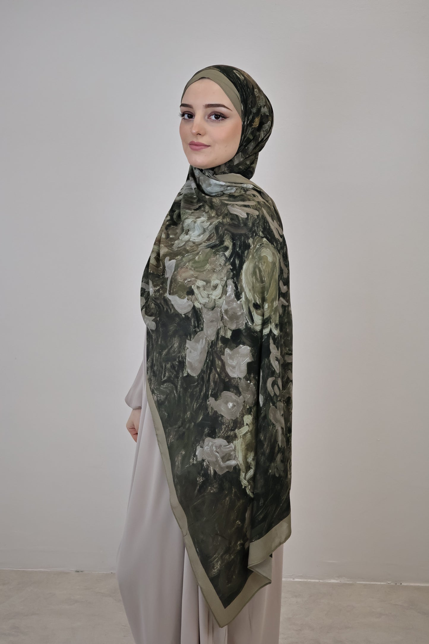 Art Scarf Dunkelgrün