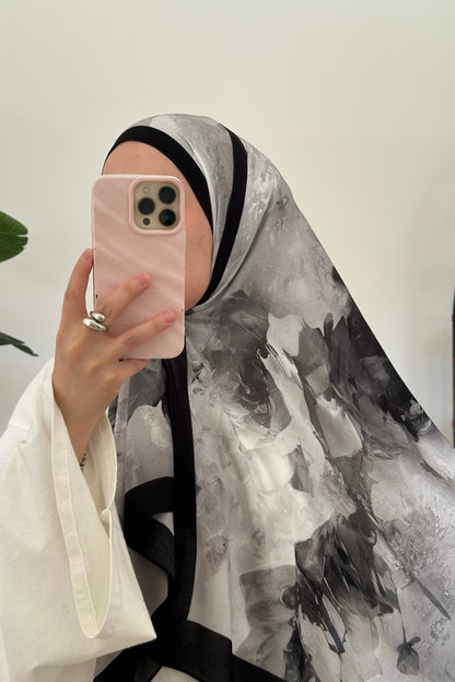 Layla Scarf Grau