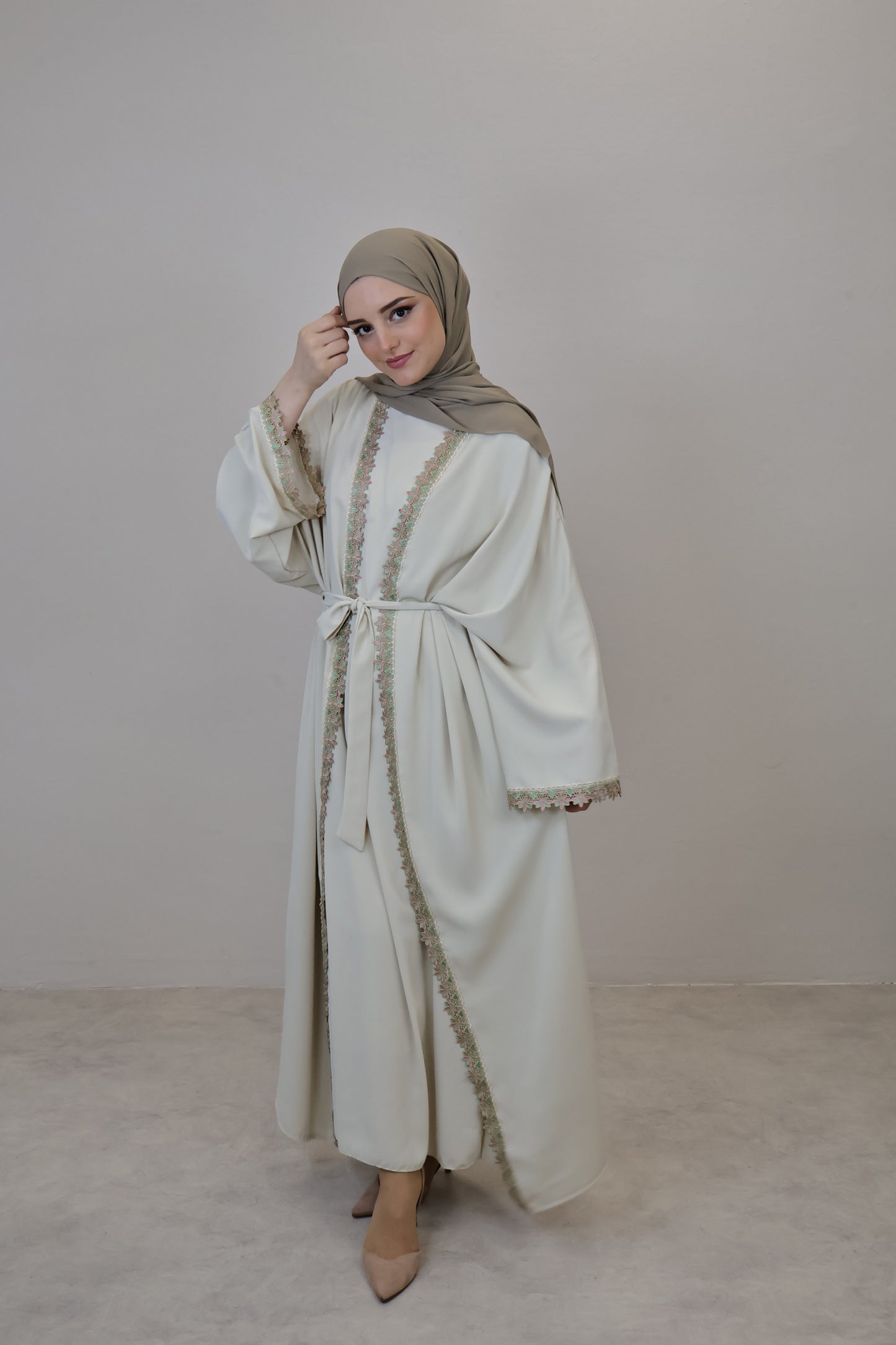 Hüda Abaya