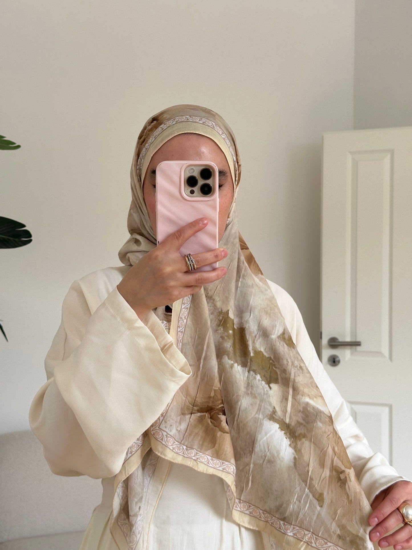 Noire Scarf Butter Yellow
