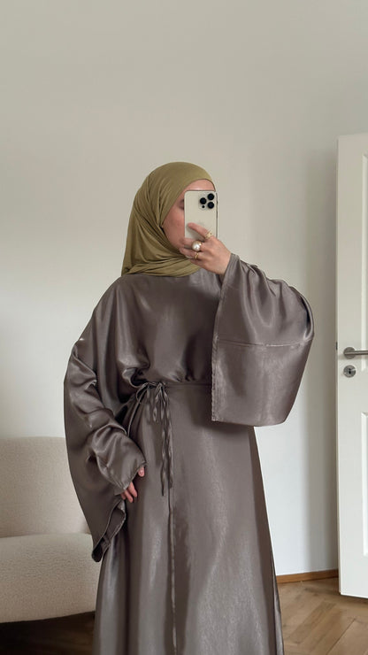 Nuré Satin Kleid