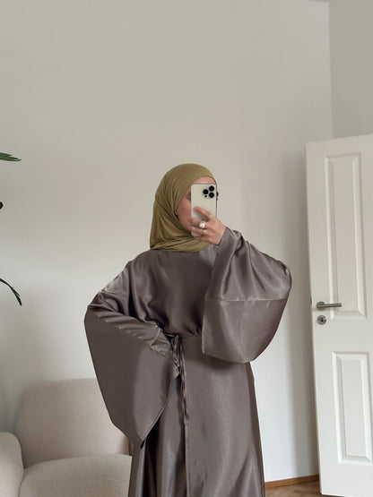 Nuré Satin Kleid