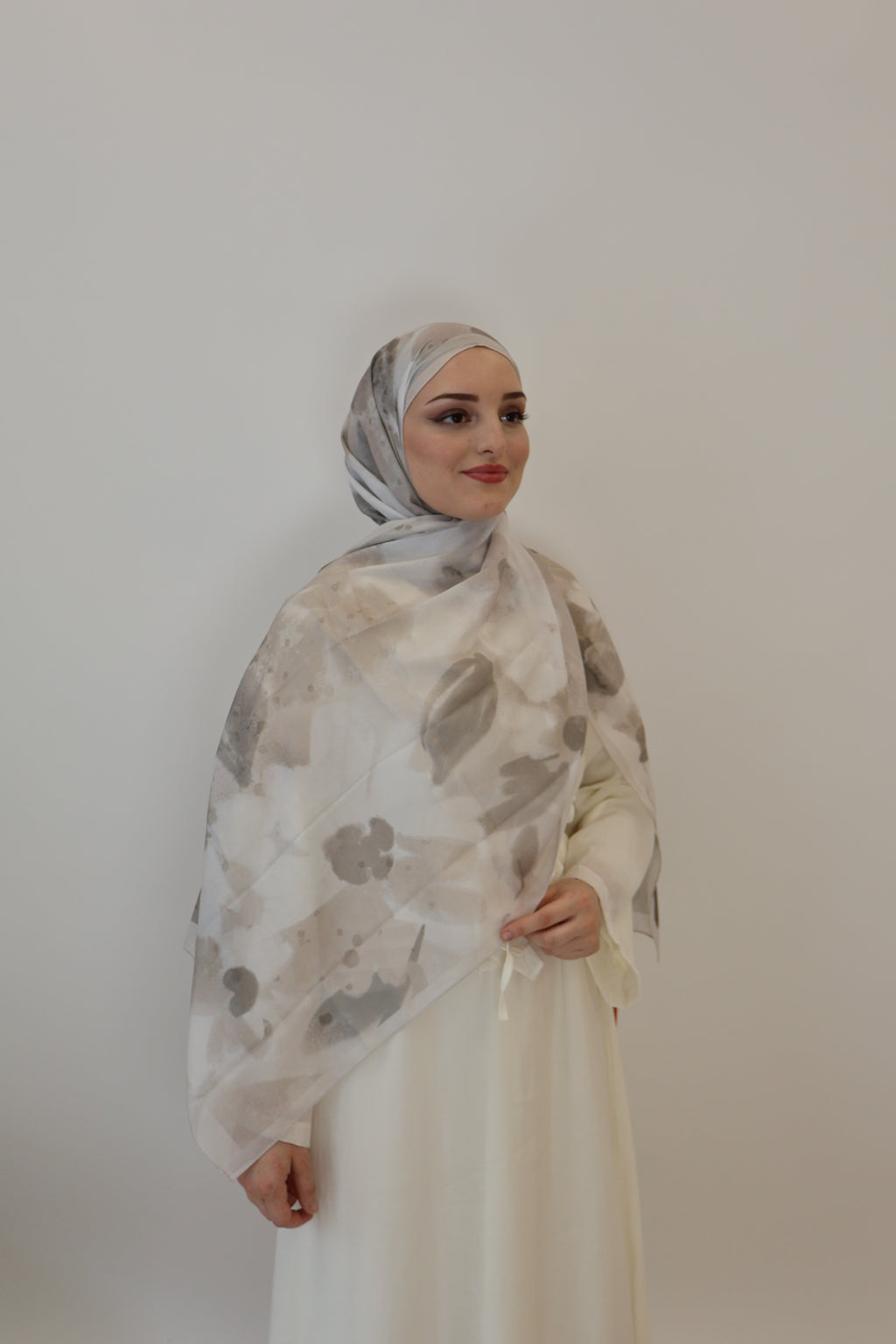Nura Scarf