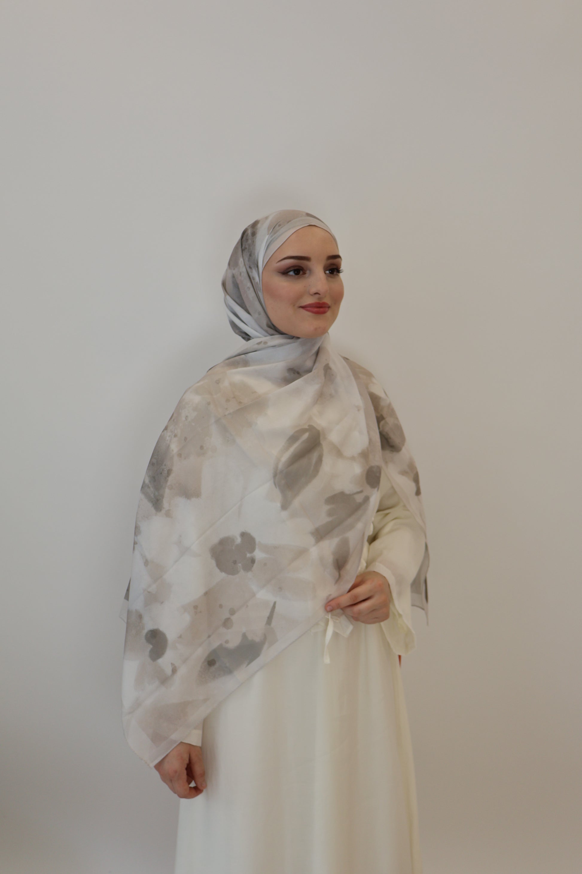 Nura Scarf
