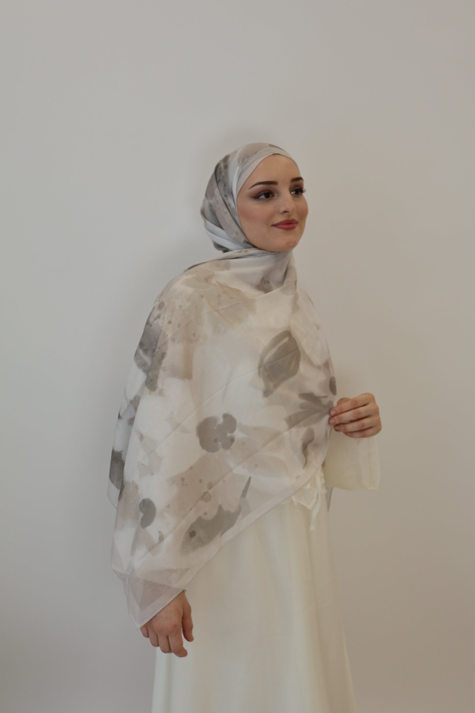 Nura Scarf