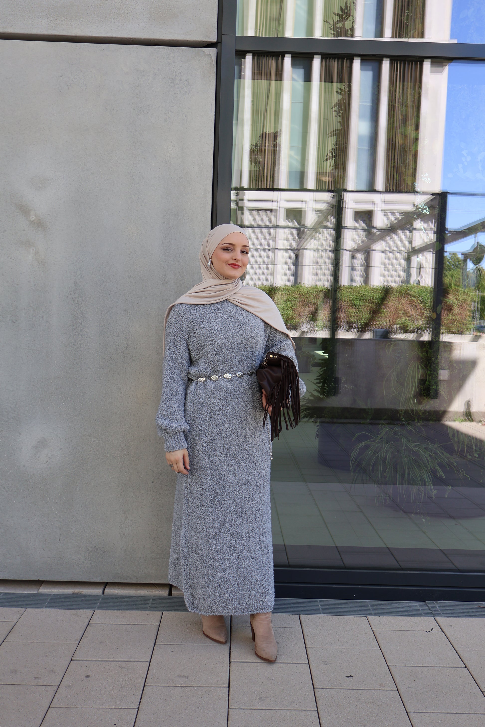 Néla Kleid Grau