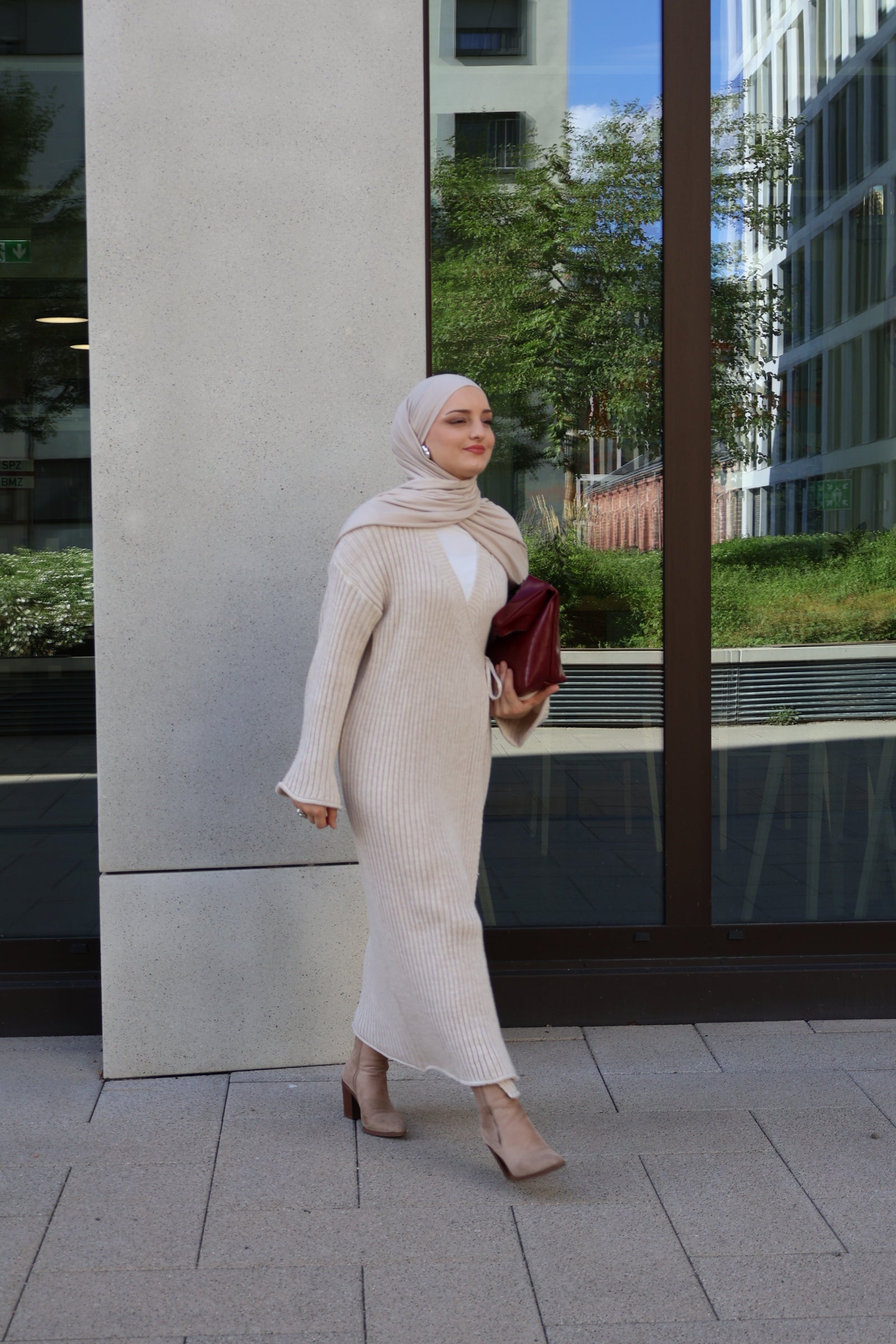 Mara Kleid Beige