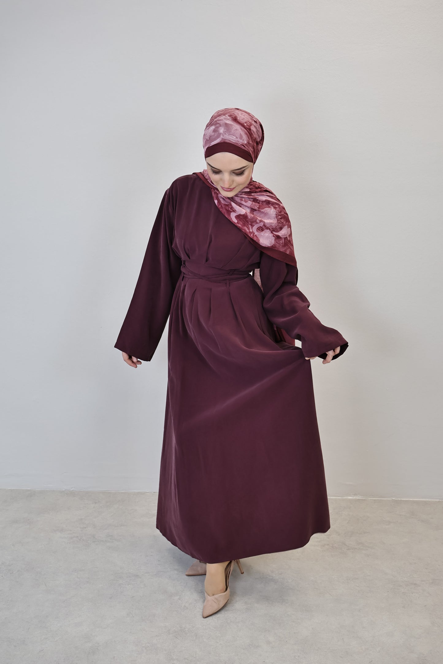 Tailliertes Kleid Burgunderrot