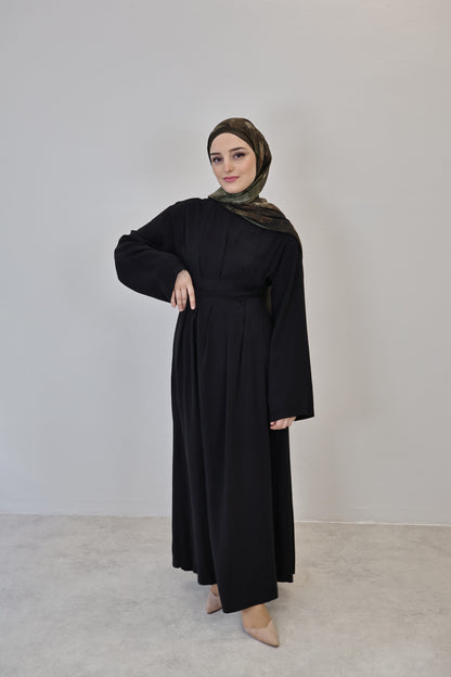 Tailliertes Kleid Schwarz