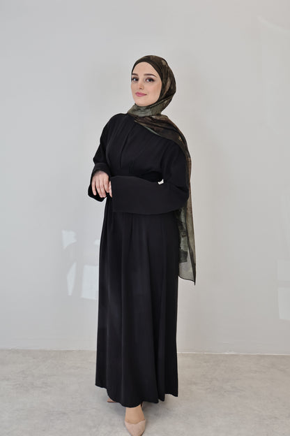 Tailliertes Kleid Schwarz