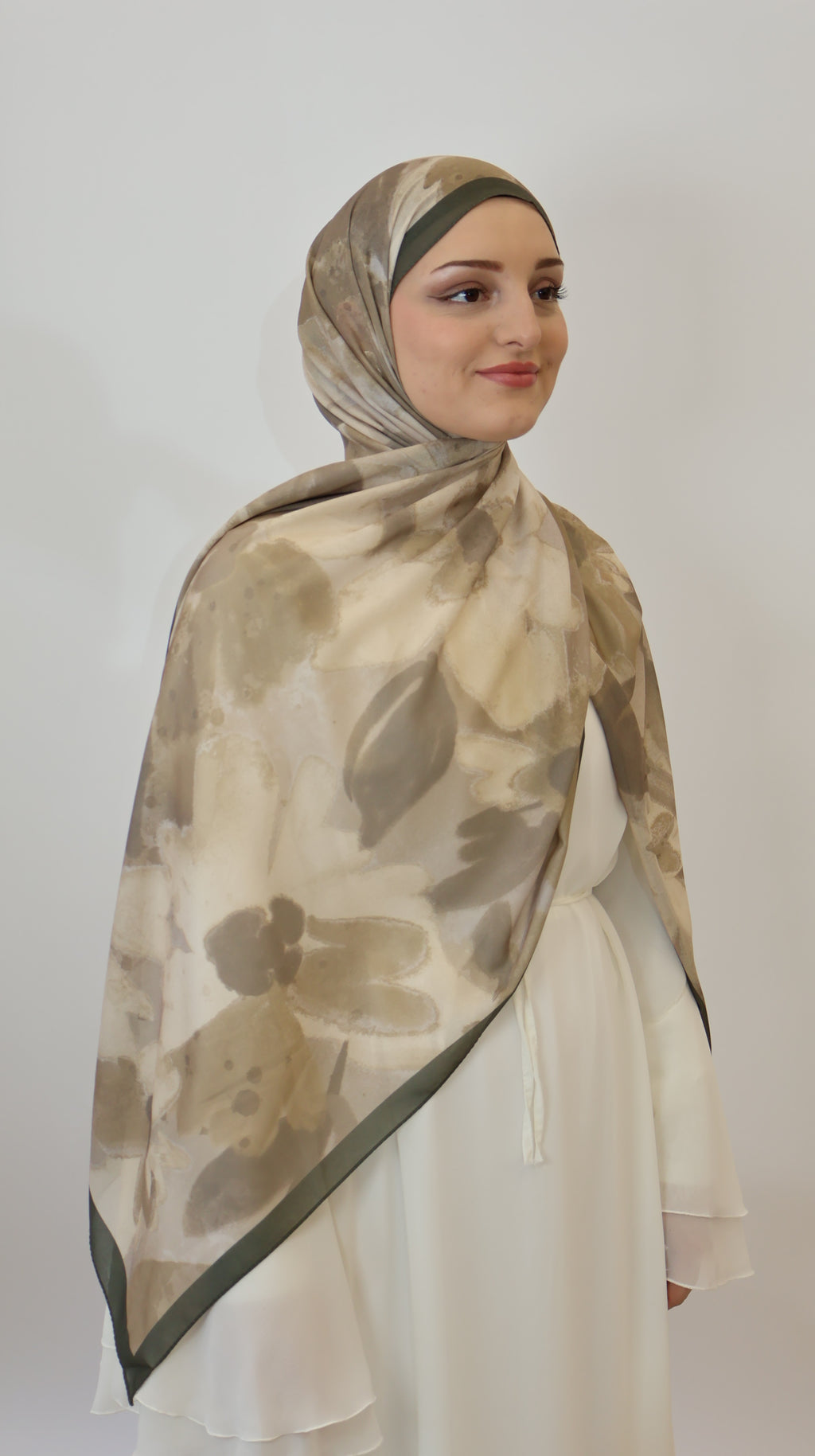 Nura Scarf