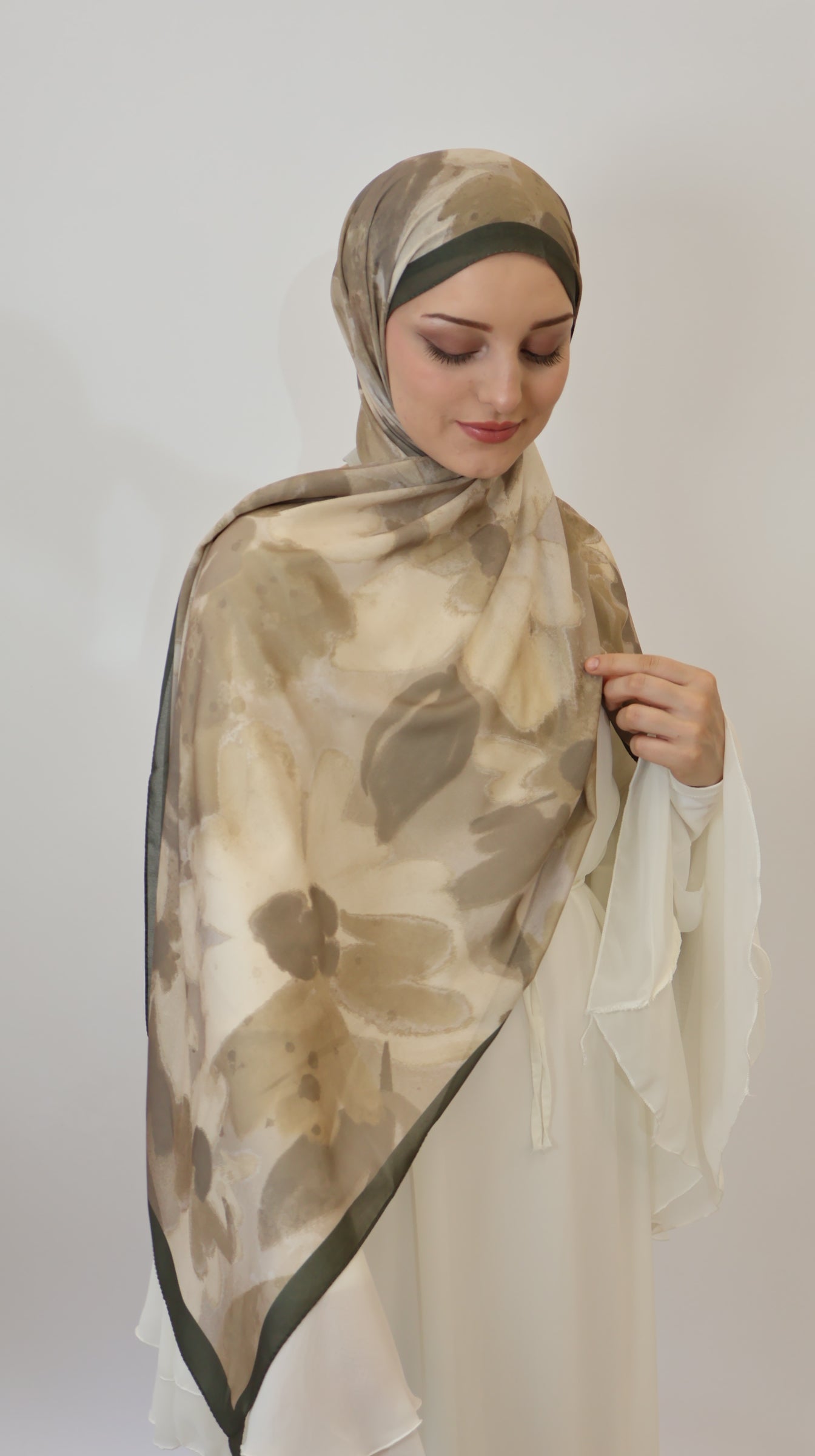 Nura Scarf