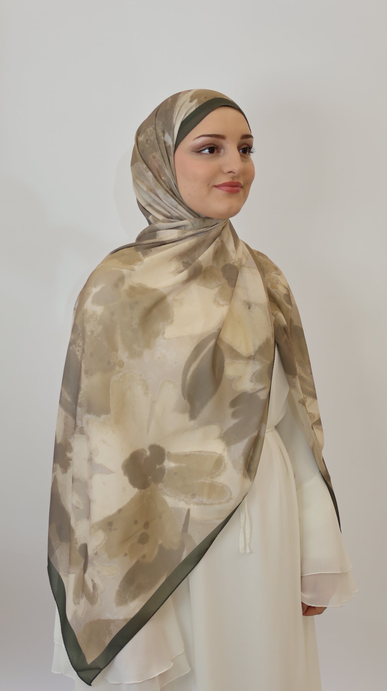 Nura Scarf