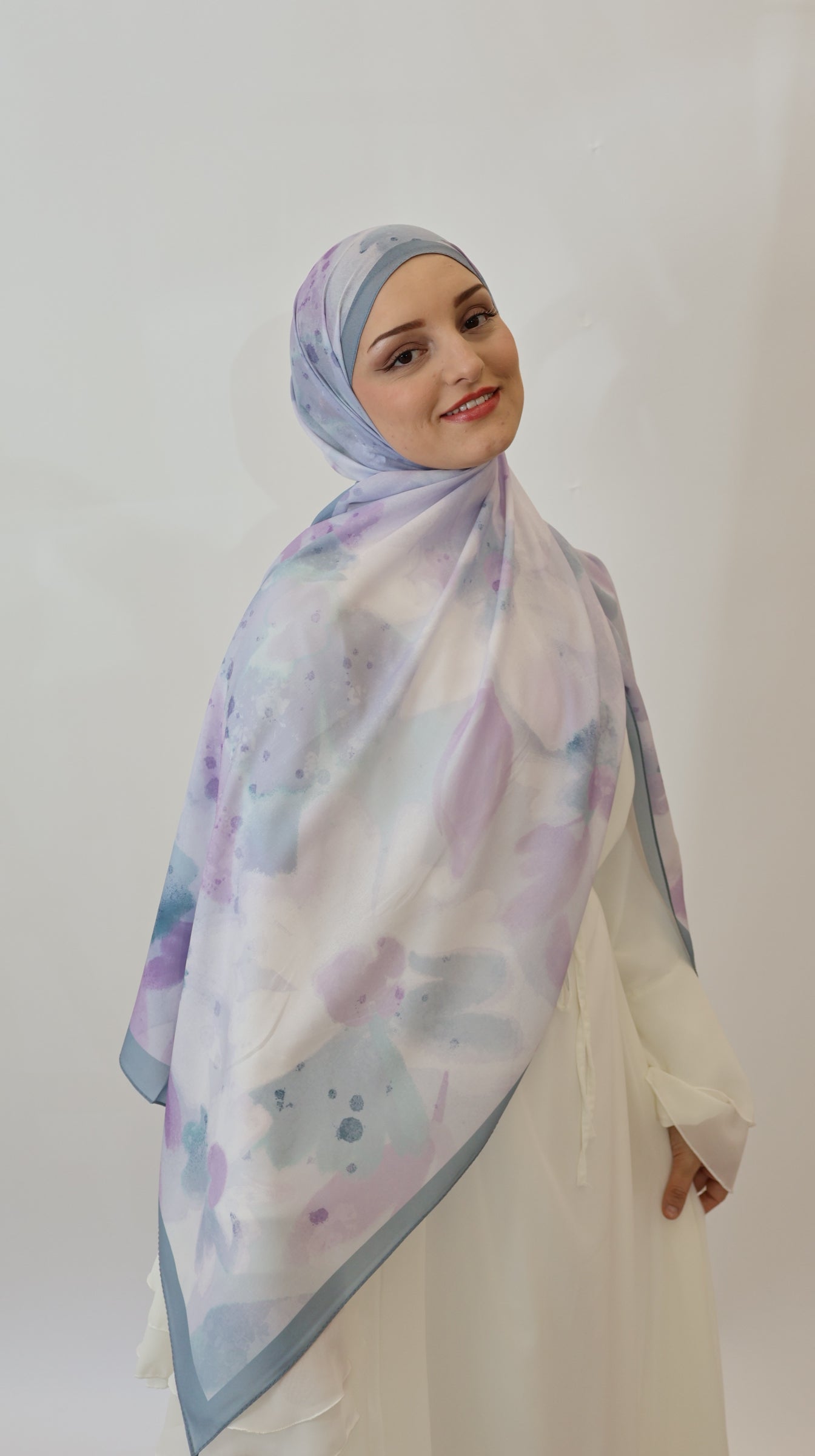 Nura Scarf Flieder