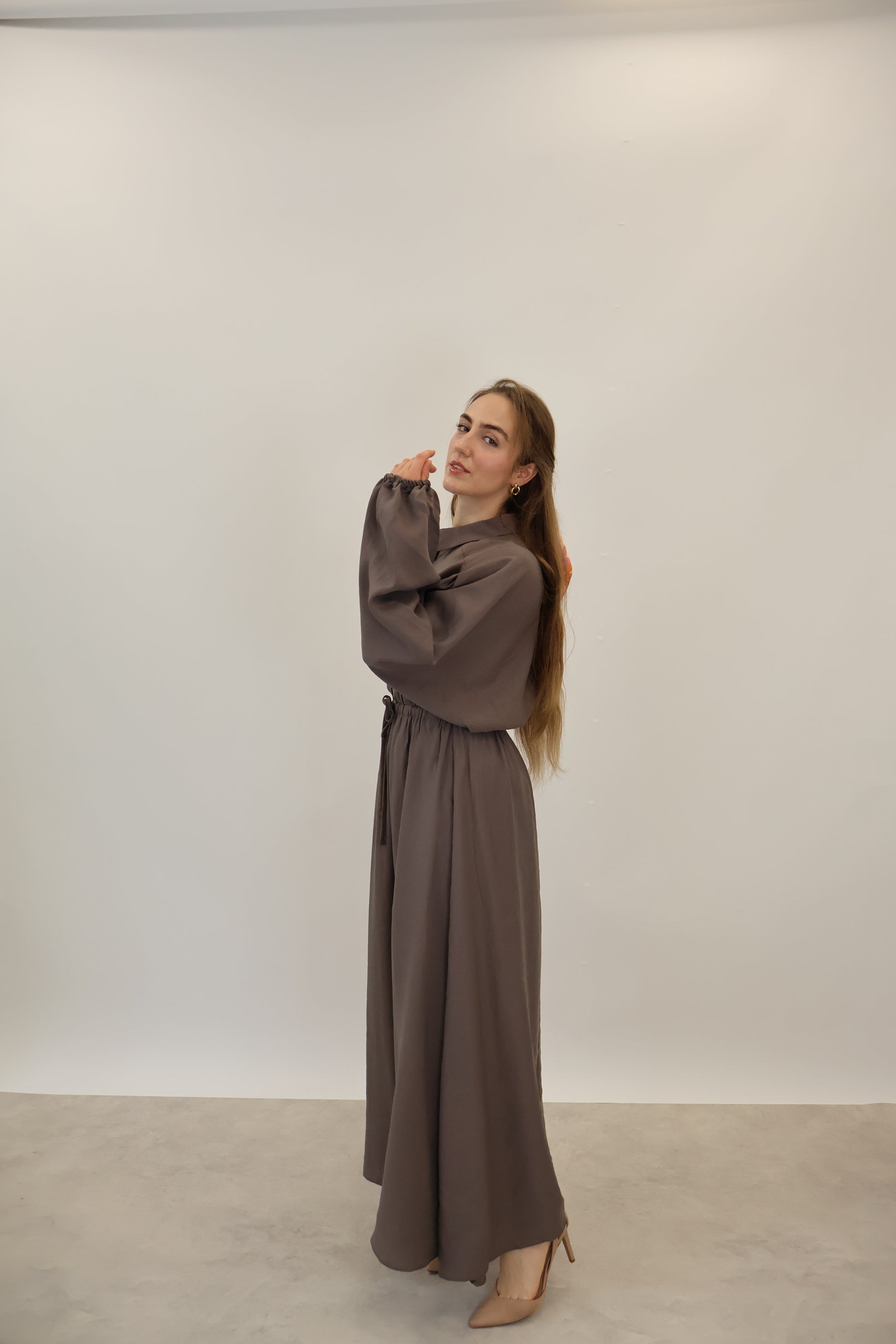 Farah Kleid Braun