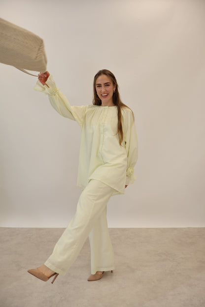 Soft Yellow Zwei-Teiler Gelb