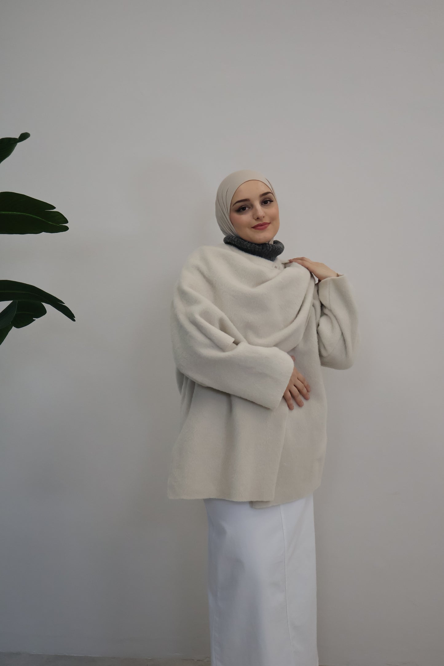 Ella Poncho Beige