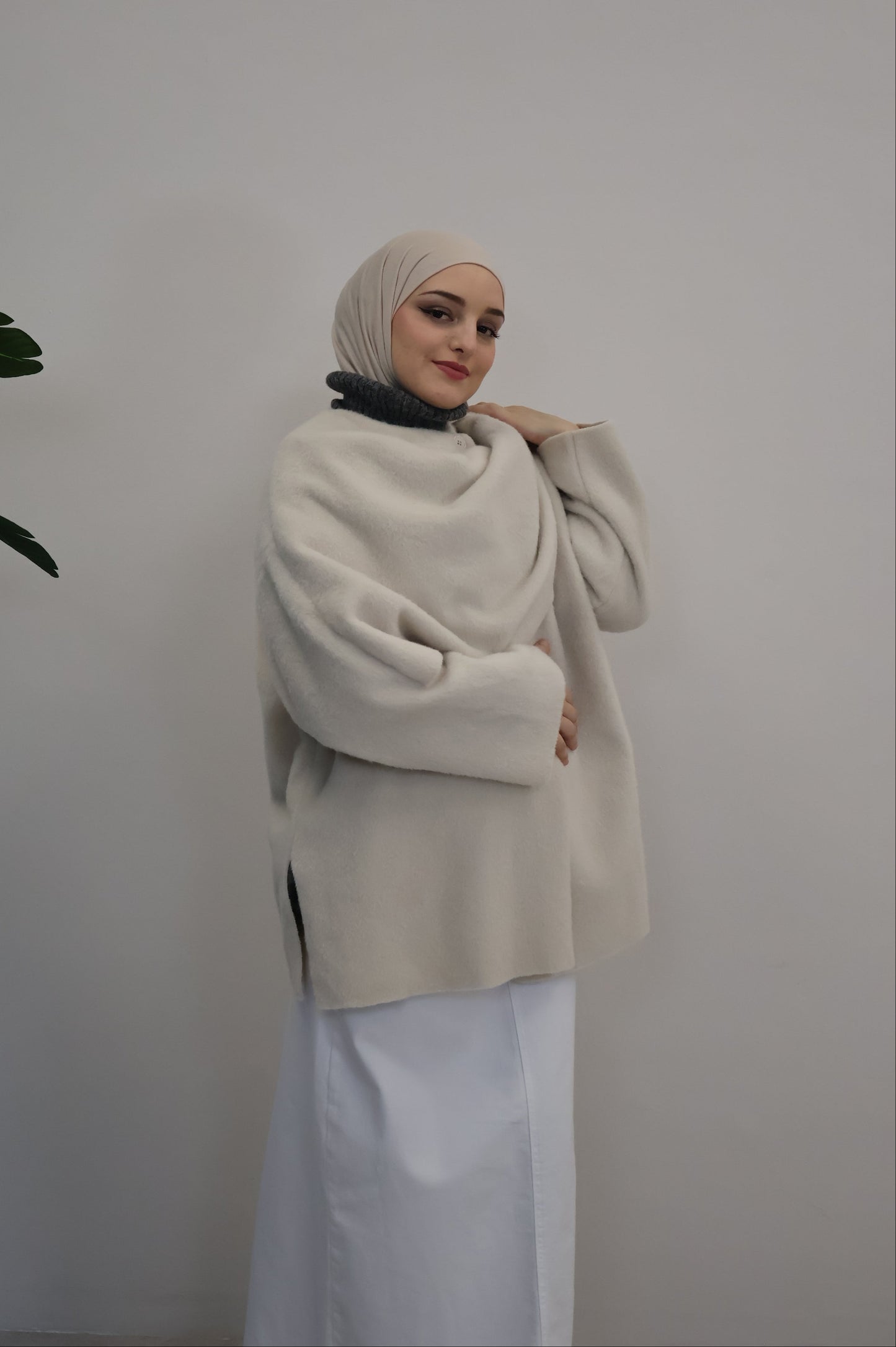 Ella Poncho Beige