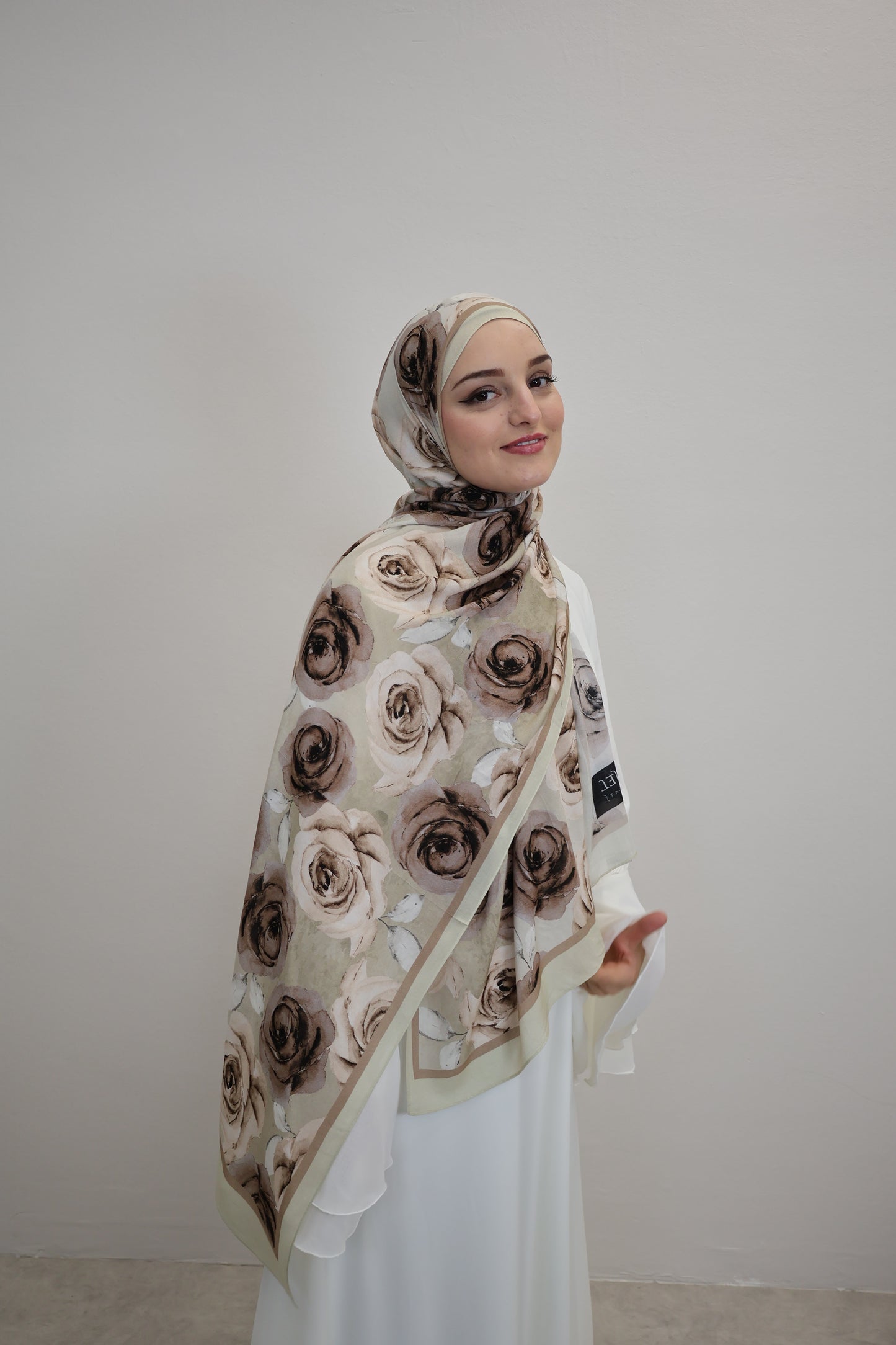 Rosa Scarf Beige