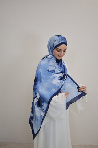 Layla Scarf Blau