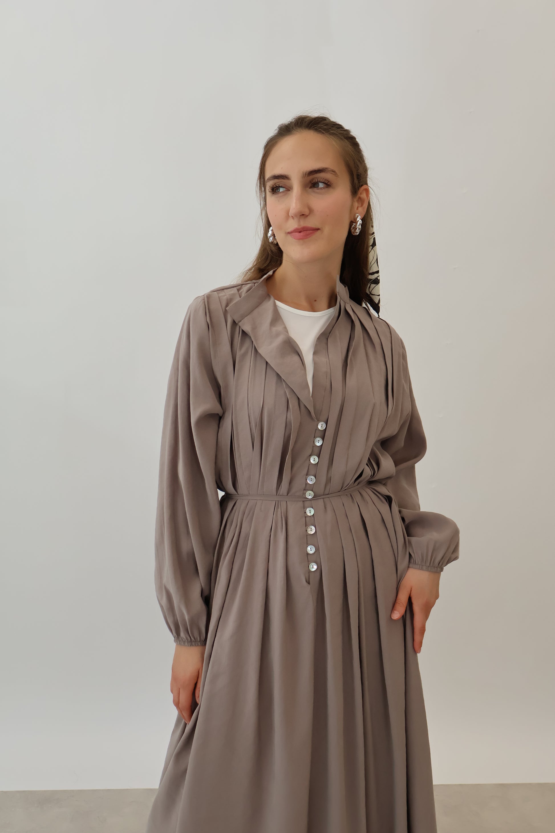 Alya Kleid Vizon
