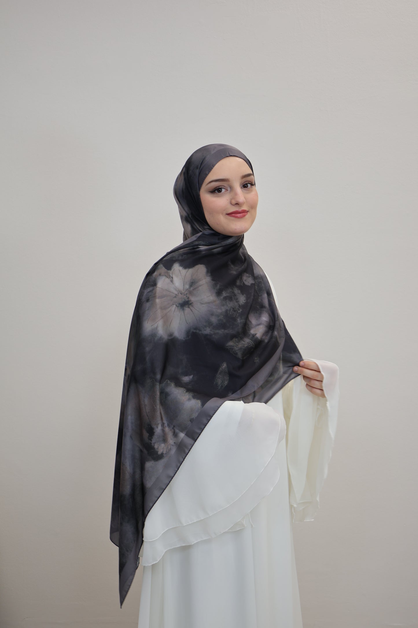 Satin Scarf Schwarz/Grau