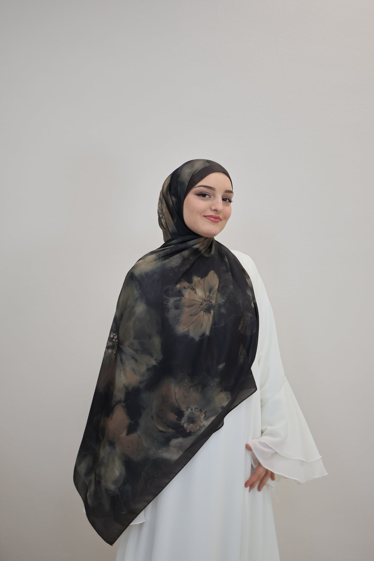 Satin Scarf Khaki/Schwarz