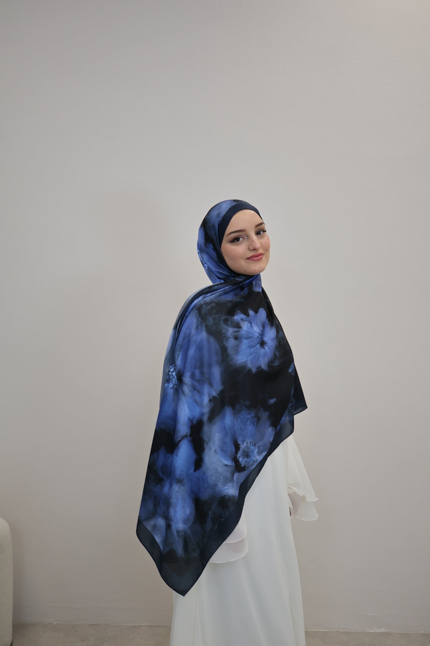 Satin Scarf Blau/Schwarz