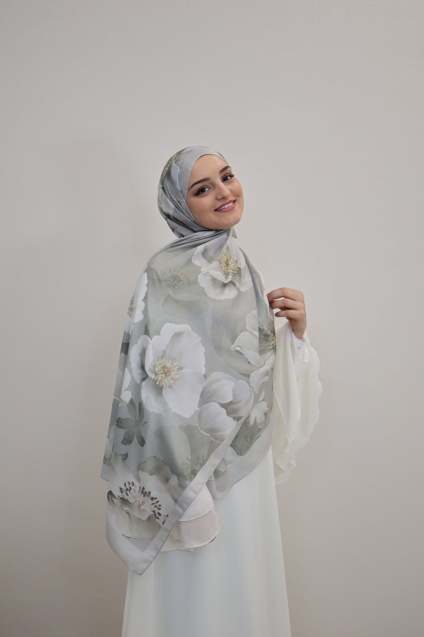 Satin Scarf Mint/Weiss