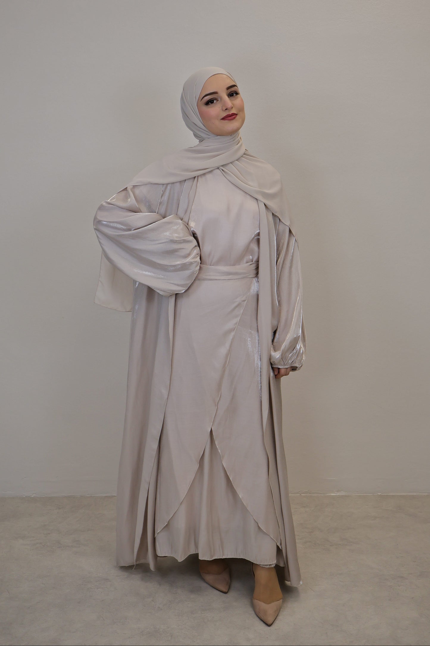 Glanz Abaya Beige