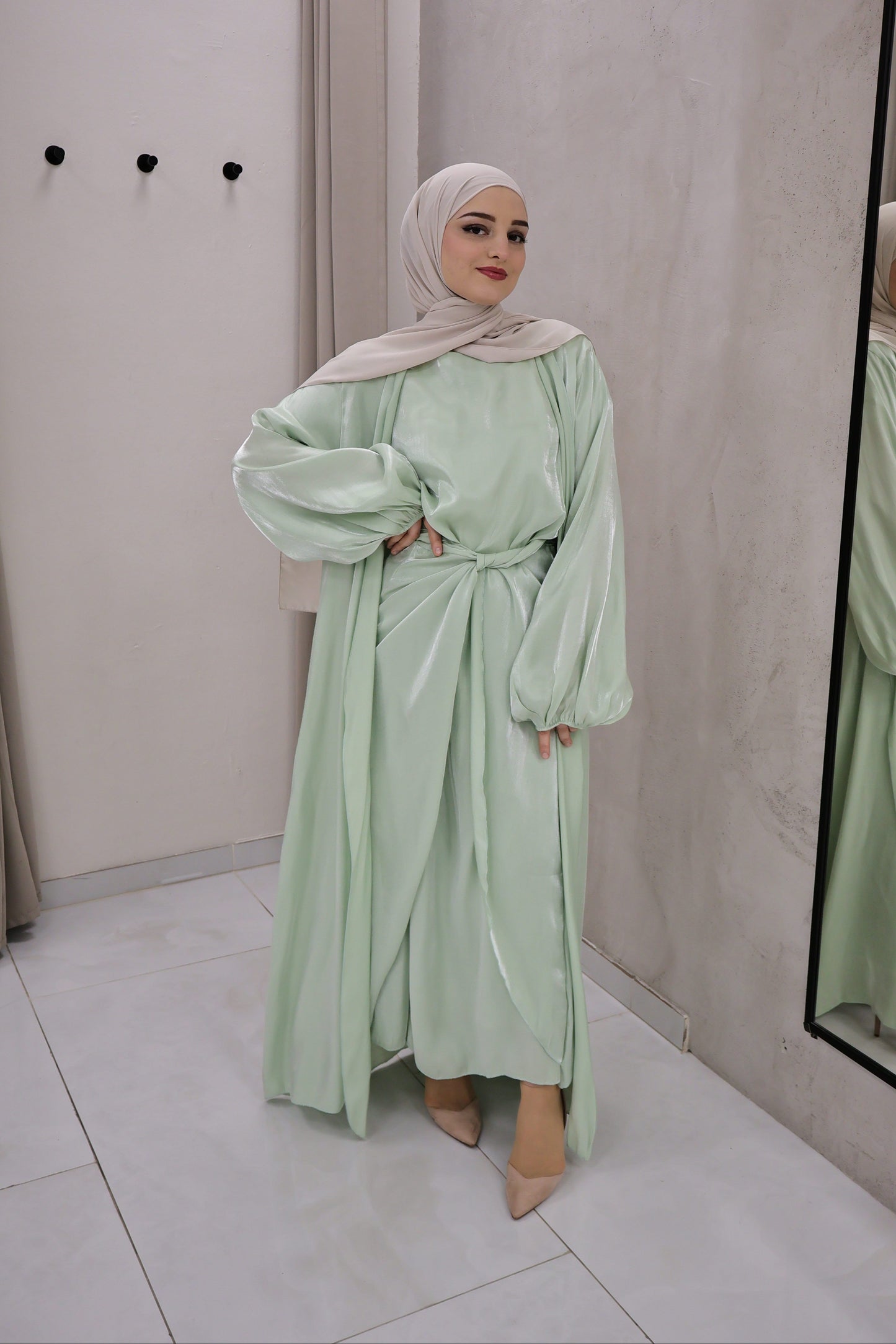 Glanz Abaya Mintgrün